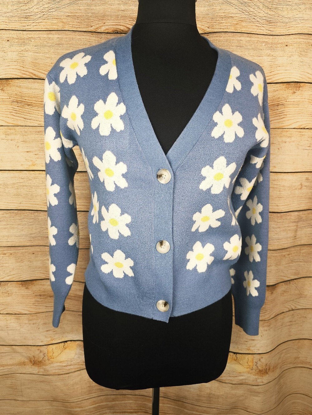 Willow & Wind Blue Daisy Floral Cardigan Sweater Size Medium